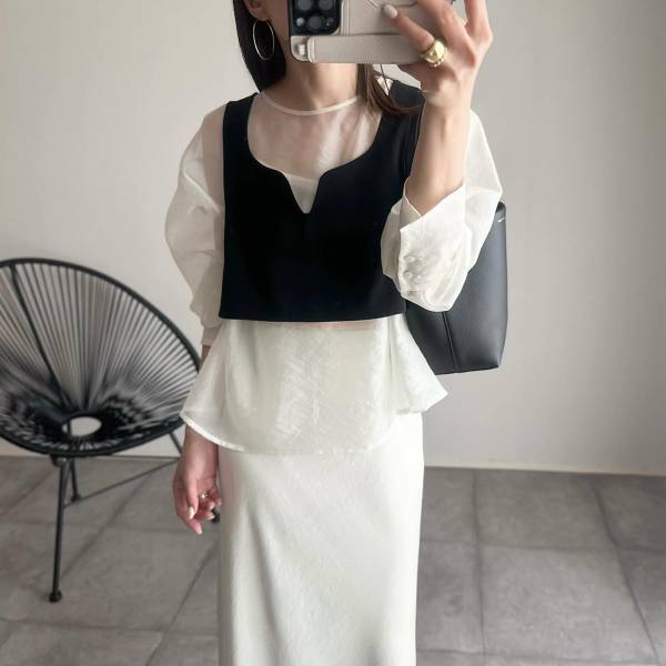 やっぱ、可愛い！ トレンドコーデに欠かせない♡【最旬ビスチェコーデ】をチェック！