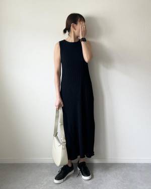 すぐに近くの【ユニクロ】に駆け込めーッ！ 夏に向けて買いたい♡「おすすめアイテム」