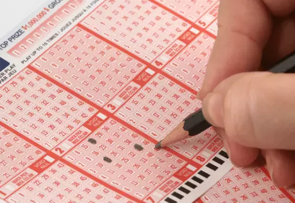 宝くじで『1億円当せん』！？帰宅すると…→母「暗証番号は誕生日にしちゃだめよ♪」最悪の事態に警察も唖然…