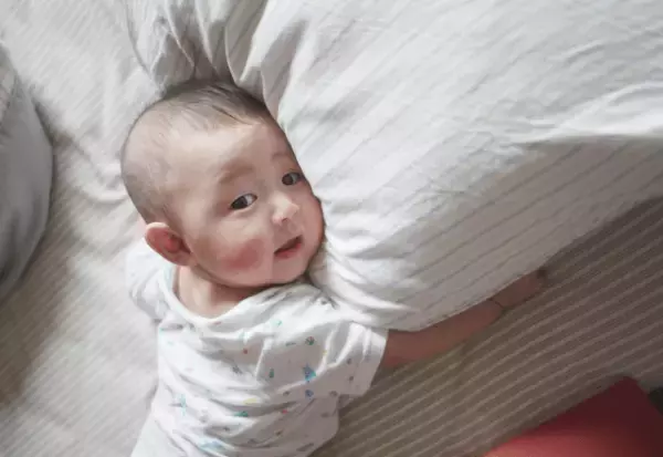 保育園で…”息子の布団”が消えた！？園長「なくなったなら買い直して」⇒しかし母親の【まさかの一言】に…園長「ちょっと！」