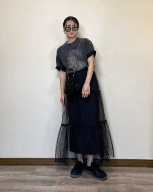 見つけたら即買いしたい！【ユニクロ】何に合わせてもサマになる♡「ナロースカート」