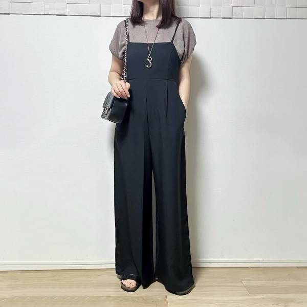 オシャレさんが続々購入！【GU】二の腕カバーが叶う♡「ウエストタックT」って？