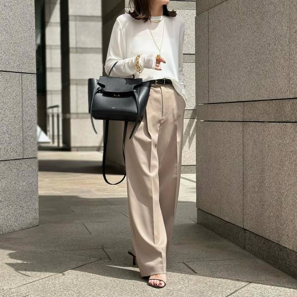 《インスタフォロワー24.3万人！？》【人気インフルエンサー】の「最旬大人コーデ」って？