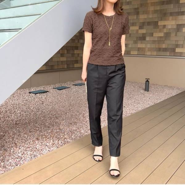 まだ買ってない人、急いでーッ！【ユニクロ】イロチ買いしたい「シンプルTシャツ」って？