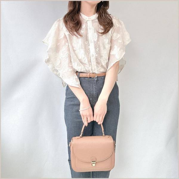 《2,000円以下で買えるのッ！？》【しまむら】上品に着こなせる♡「白トップス」