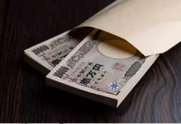 遺産を狙う夫「500万円貸して」嫁「なんで？」⇒大金を【要求してきた理由】に…嫁「えっ…？」