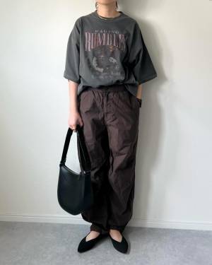 急いでゲットしてーーッ！！【ユニクロ】毎日でも穿きたい♡「優秀ボトムス」