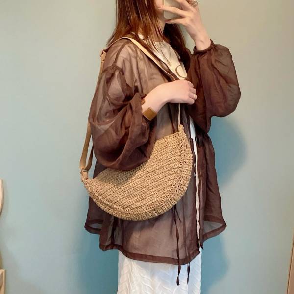 こんなに種類あったの！？【ユニクロ】どのスタイルにも合わせやすい♡「ラウンドバッグ」