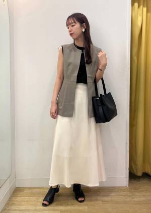 この夏は『白』で爽やかに♡【ROPÉ PICNIC】きれいめ派さんに推したい！「最旬スカート」