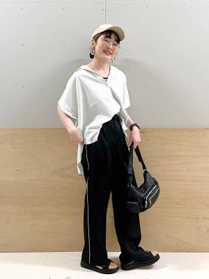 今すぐゲットしたい！【グローバルワーク】オシャ見えなのに機能性も◎「ポンチョシャツ」