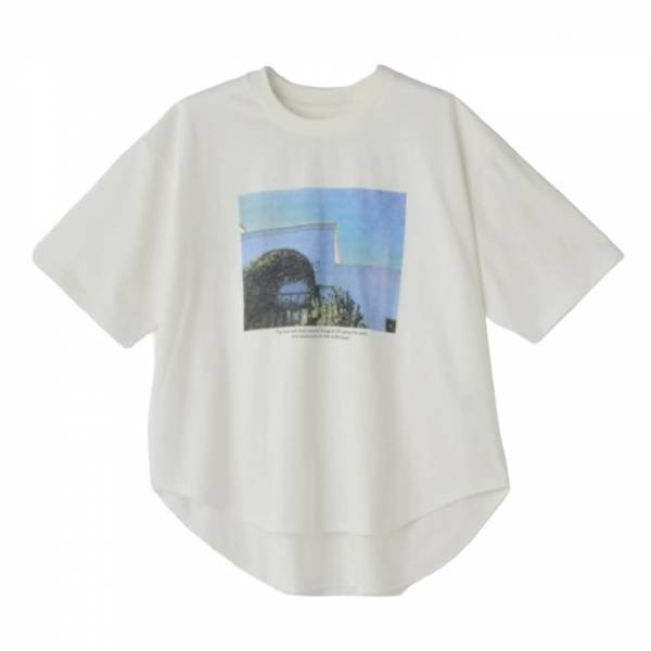 最近の【しまむら】がめっちゃオシャレ！ 大人でもサラッと着られる♡「注目Tシャツ」