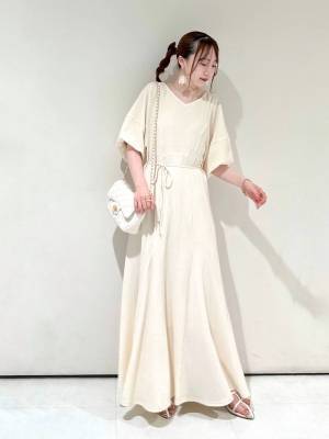 ＜夏は爽やかに決めたい！＞太陽の下で映える♡【涼しげ白ワンピ】