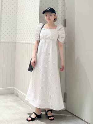 ＜夏は爽やかに決めたい！＞太陽の下で映える♡【涼しげ白ワンピ】