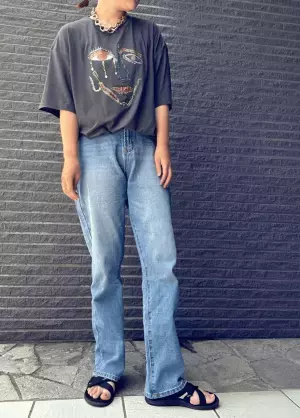 みんなの視線を独り占め♡【SHEIN】の「顔プリントTシャツ」