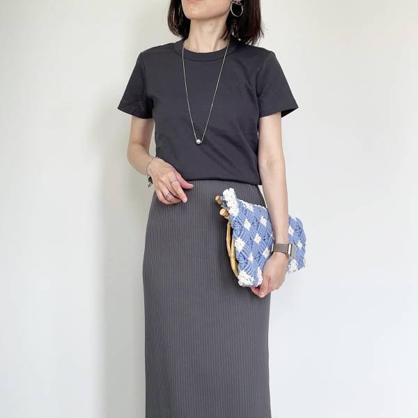 『毎年買い足しちゃう♡』【ユニクロ】カラバリ豊富で嬉しい！「クルーネックT」