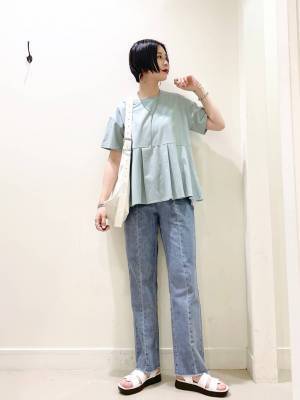 今買いたい！【グローバルワーク】“体型カバー”も期待できる♡「ぺプラムトップス」