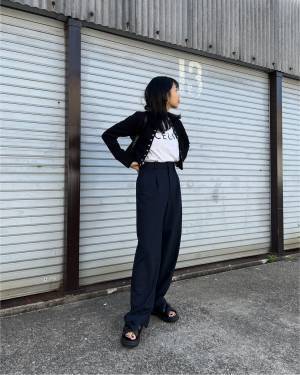 今すぐ真似したい！【ユニクロ】大人上品に決まる♡「タックワイドパンツ」