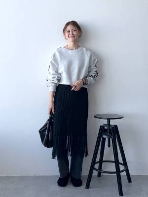 だらしなく見えない！ 1枚でキマる【おしゃ見えスウェット】の選び方とは？