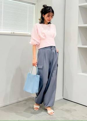 だらしなく見えない！ 1枚でキマる【おしゃ見えスウェット】の選び方とは？