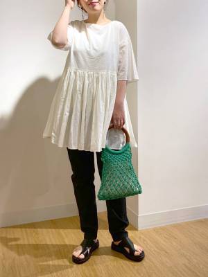 シンプルコーデのアクセントに♡ レトロ可愛い【編みバッグ】