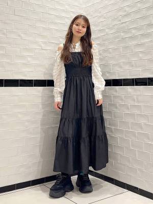 《この夏、大活躍の予感！》着るだけで大人上品見え♡【最旬ブラックワンピ】