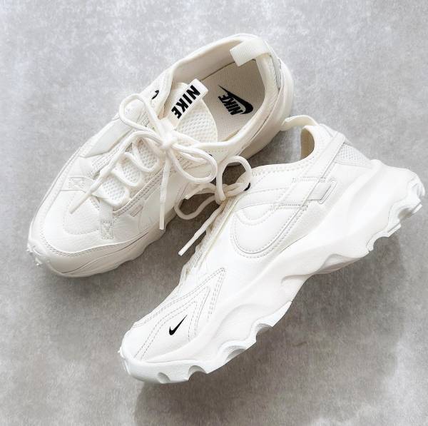 ＜人気ブランドで厳選！＞ 大人カジュアルが叶う♡【白スニーカー】