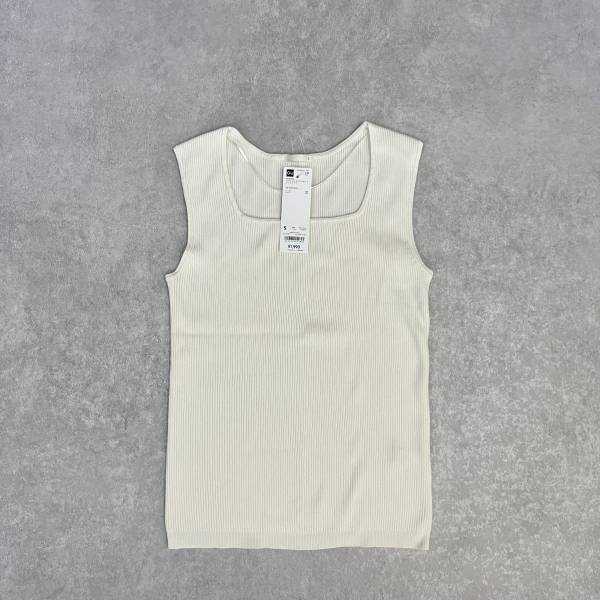 デコルテがキレイ見え♡【GU】イロチ買い必至！？「タンクトップ」