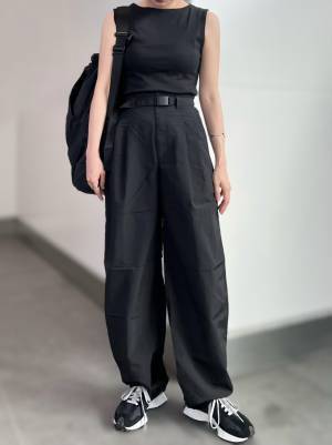 これ、買わなきゃ損です。【ユニクロ】夏の制服「ノースリーブT」