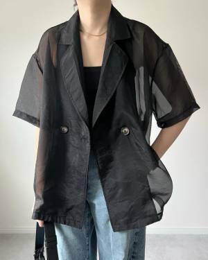 今買い足すなら？ → トレンド感爆上げ！【最旬シアーシャツ】が正解♡