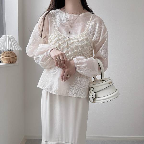 《コーデが華やかに♡》手持ち服にプラスしたい！【ビーズビスチェ】