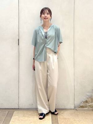 『着る服悩む』 → 解決！【グローバルワーク】1枚でサマ見え♡「機能性ブラウス」