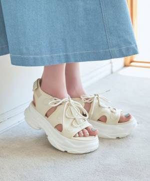 この夏手に入れたい！ 楽ちん & 可愛い♡【スニーカーサンダル】