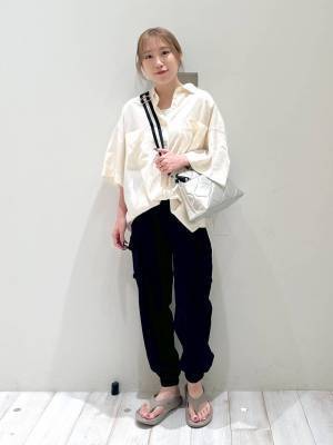 今季トレンド！！ 一点投入でコーデが華やかになる♡【シルバーバッグ】