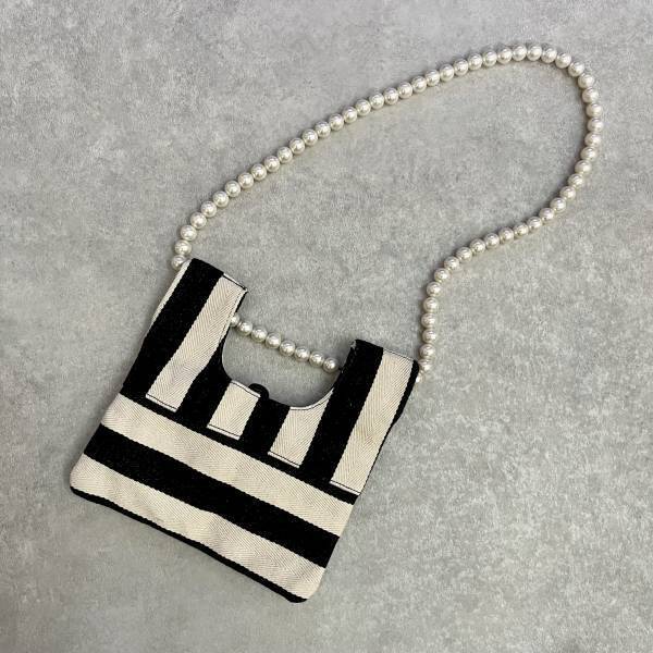 SNSでバズってる！？【ZOZO】パールチェーンが可愛い♡「ミニバッグ」