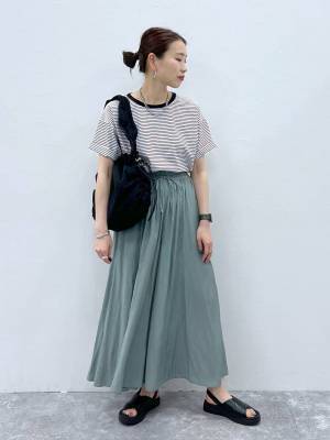 カラバリ豊富で嬉しい♡【グローバルワーク】さらっと穿ける！「楽ちんフレアパンツ」