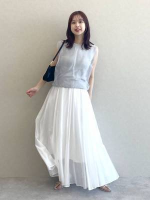 暑い日でも爽やか！【グレーアイテム】で「大人涼しげコーデ」に♡