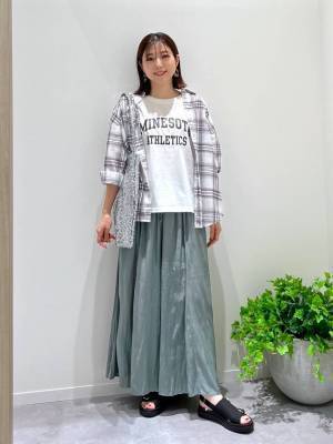 まだまだ買い足したいっ！【グローバルワーク】デイリーに着回せる「シアートップス」♡