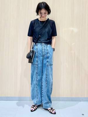 こりゃ、見逃せない！！【GU】大人上品な透け感がたまらん♡「シアートップス」