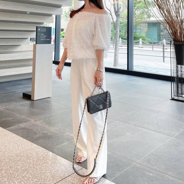 きれいめコーデにも欠かせない！【ユニクロ】の「ワイドパンツ」が優秀♡