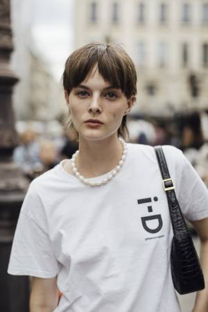 「プリントT」で夏ルックをキャッチーに！ カジュアルを垢抜けさせる方法【ストリートスナップ】