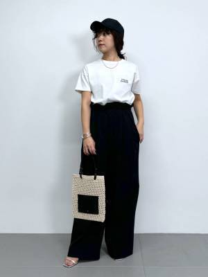 オシャレさんに学ぶ！【ストラップサンダル】を使った「夏の大人コーデ」って？