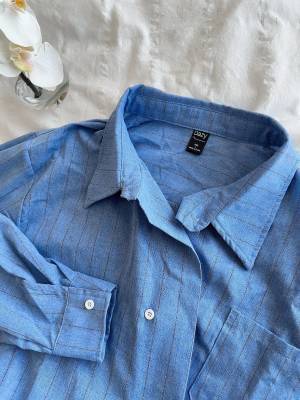 一癖デザインが可愛い♡【SHEIN】周りと差がつく！「ストライプシャツ」