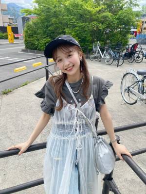 今季最強アイテム！ 夏デートで着たい♡【フリルトップス】