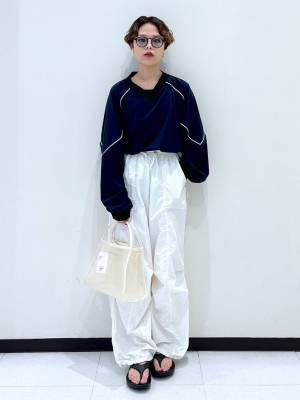 急な雨でも安心！ キレイめ【撥水アイテム】で気分は明るく♡