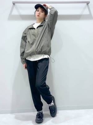 急な雨でも安心！ キレイめ【撥水アイテム】で気分は明るく♡