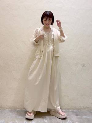 暑い日もイイ女♡ 夏こそ映える！【オールホワイトコーデ】