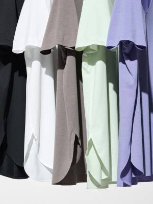 夏コーデに欠かせないっ！【ユニクロ】今から買い足したい♡「白Tシャツ」