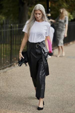 シンプルを制して、お洒落上手！ 「白Tシャツ」の今っぽコーデ術【ストリートスナップ】