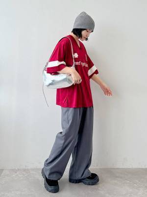 《今季の主役トップスといえば♡》カジュアル可愛い【ユニフォームT】に注目！