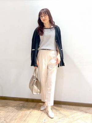 めっちゃ使えるやつじゃん！！【グローバルワーク】キレイ見えが叶う♡「万能トップス」